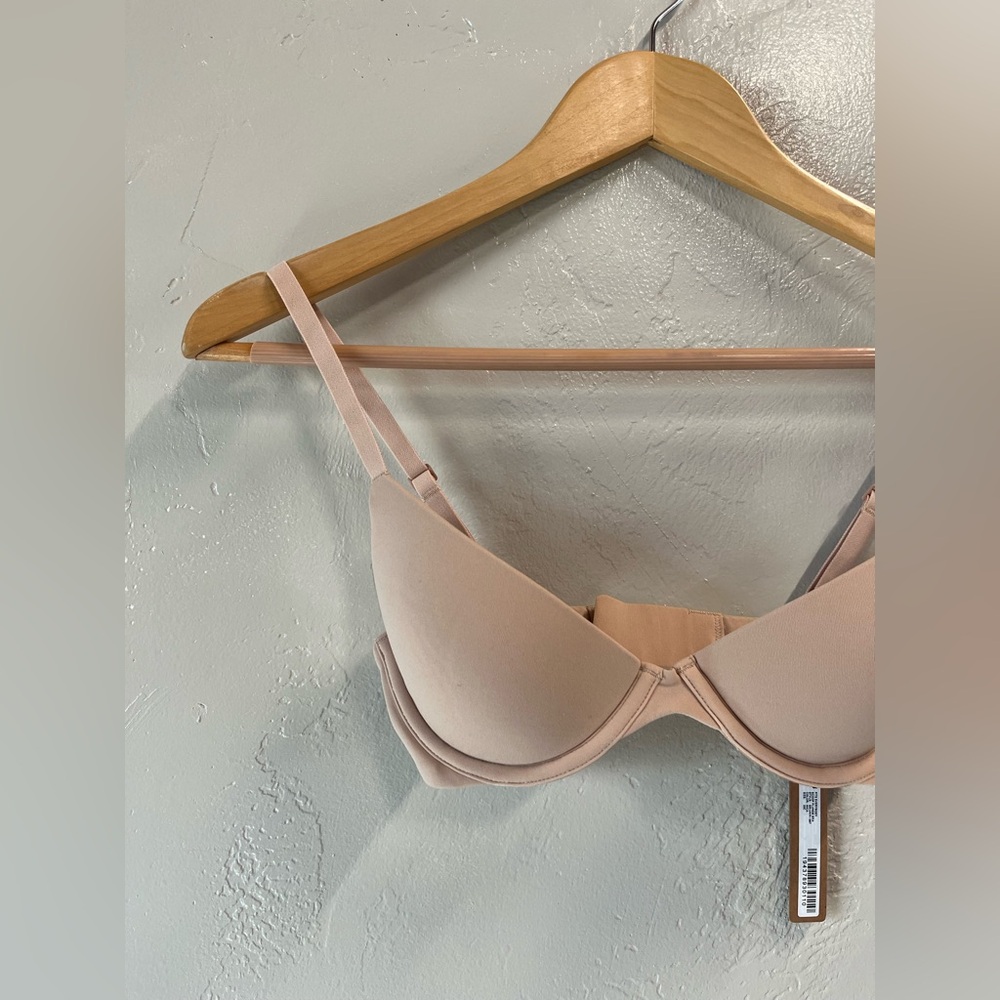 SKIMS Fits Everybody Scoop Plunge Bra 30C NWT Mica Color - Picture 2 of 10